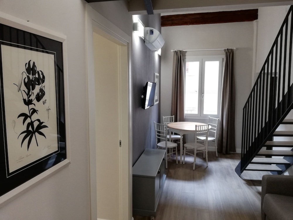 Le Fiorentine Boutique Apartments