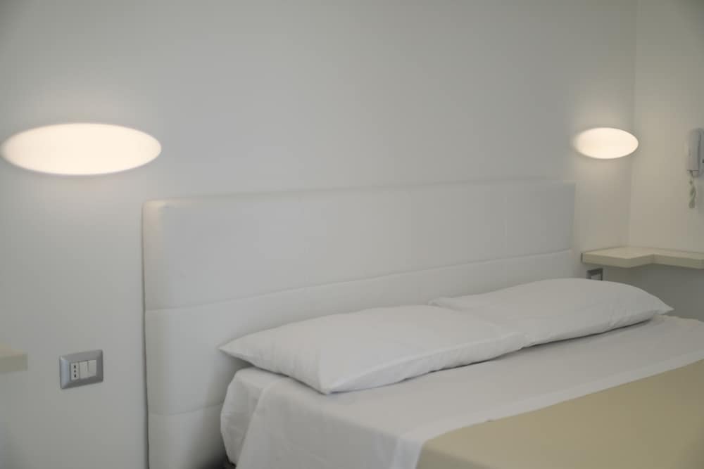Riviera Luxury Rooms