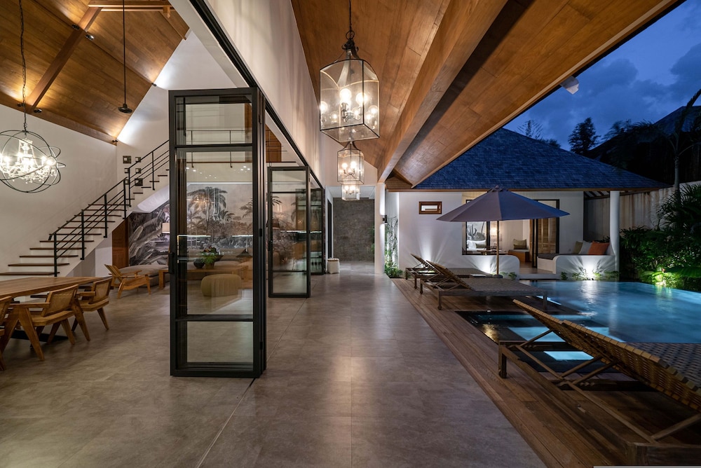 Villa Nusantara 5 by Alfred in Bali - Promo Luxury 4BD Pool Villa Pererenan Beach Caggu