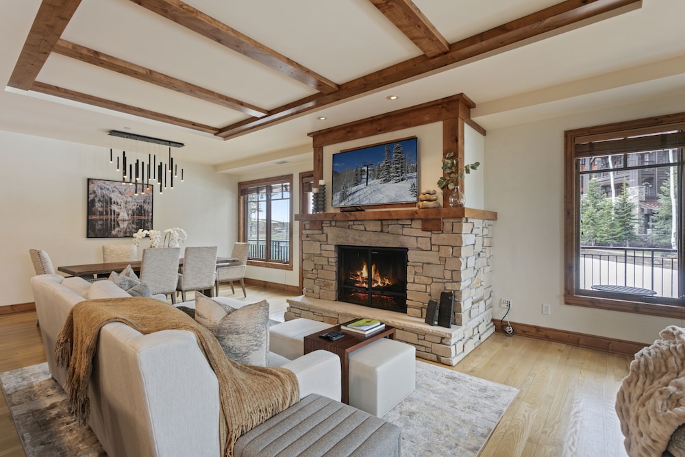 106 - Three Bedroom Shooting Star 3 Condo