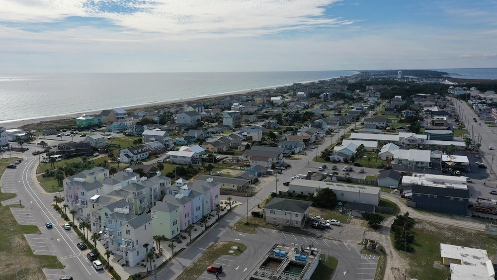 Beach, Please 3 Bedroom Townhouse by Redawning view 5