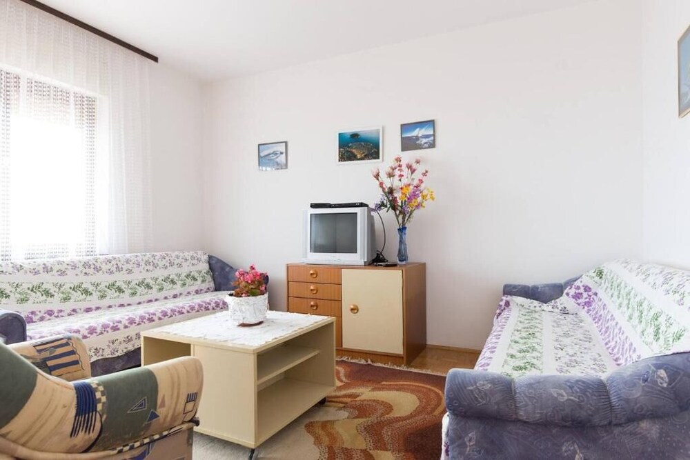 Apartman Mona 1