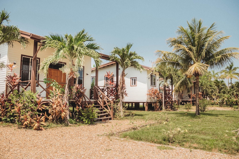 Cuatro Cabana