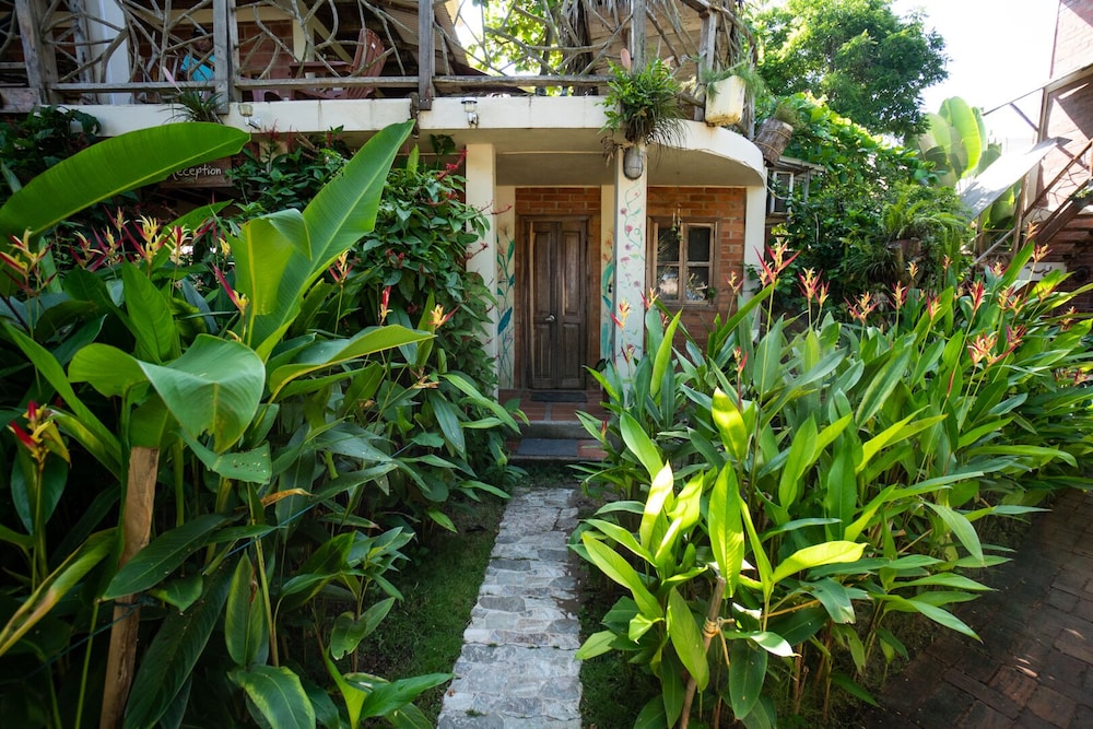 Hotel The Sea Garden House - Image 1