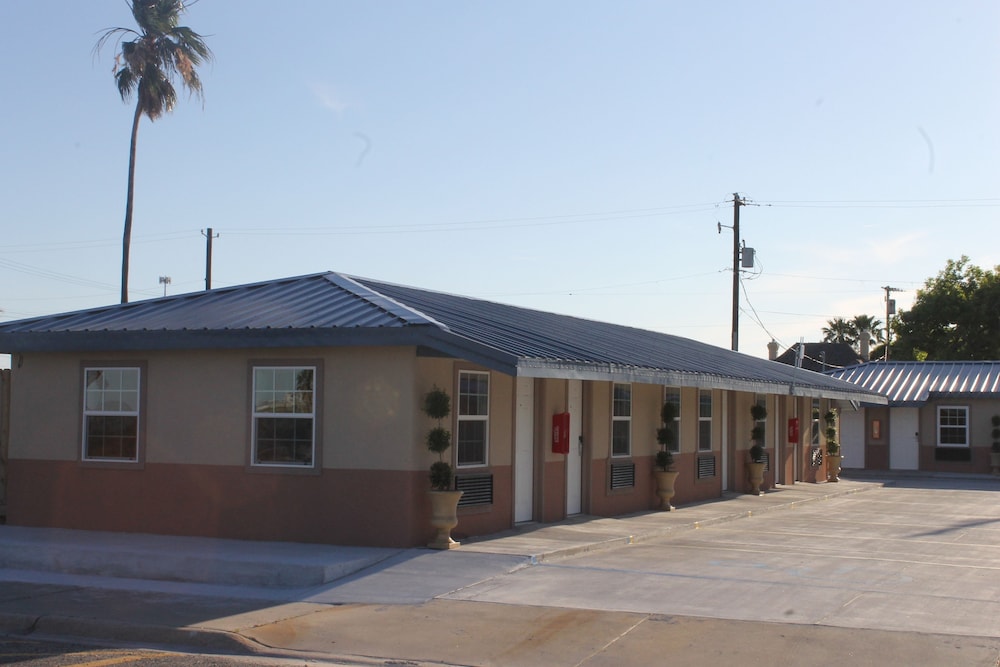 Harbour Inn