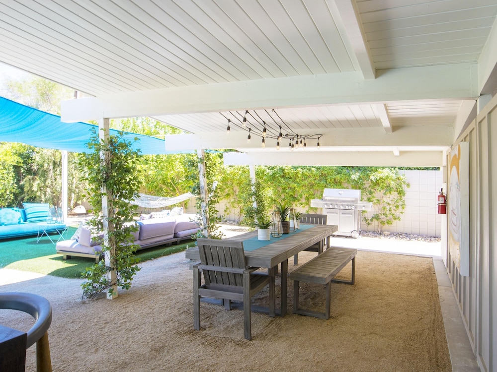 Palm Springs Vacations - West Elm House 2017: The Alexander - Property Image 3