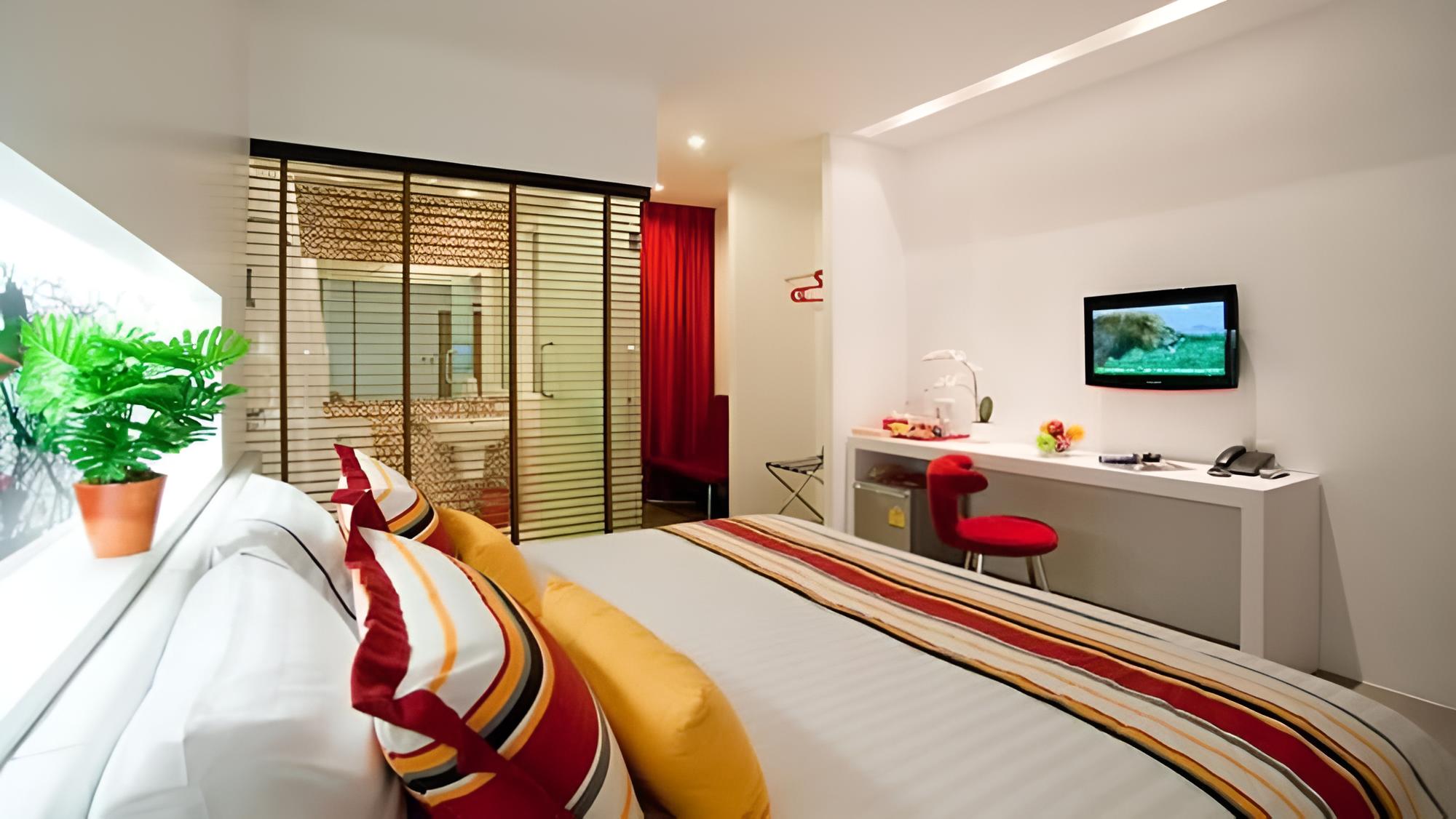 The Gallery Hotel
