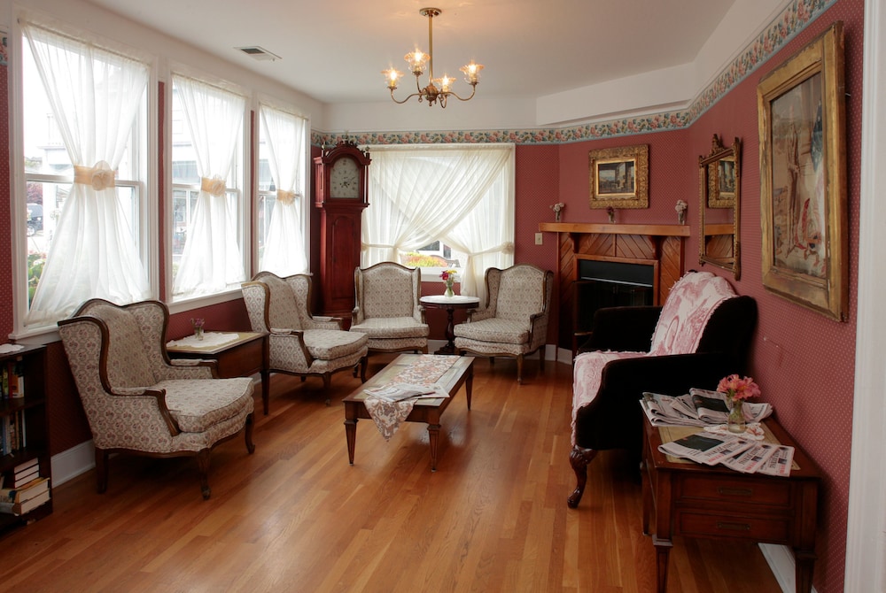 Half Moon Bay Vacations - Zaballa House - Property Image 13