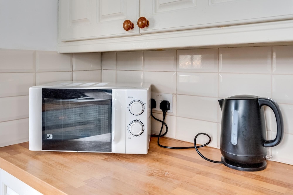 3-bed Cosy Bookbinder House in Jericho Oxford view 4