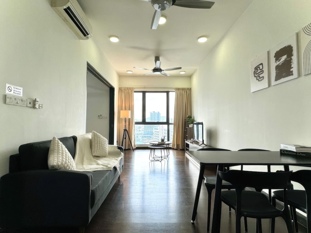 Staycation V Residence - Sunway Velocity
