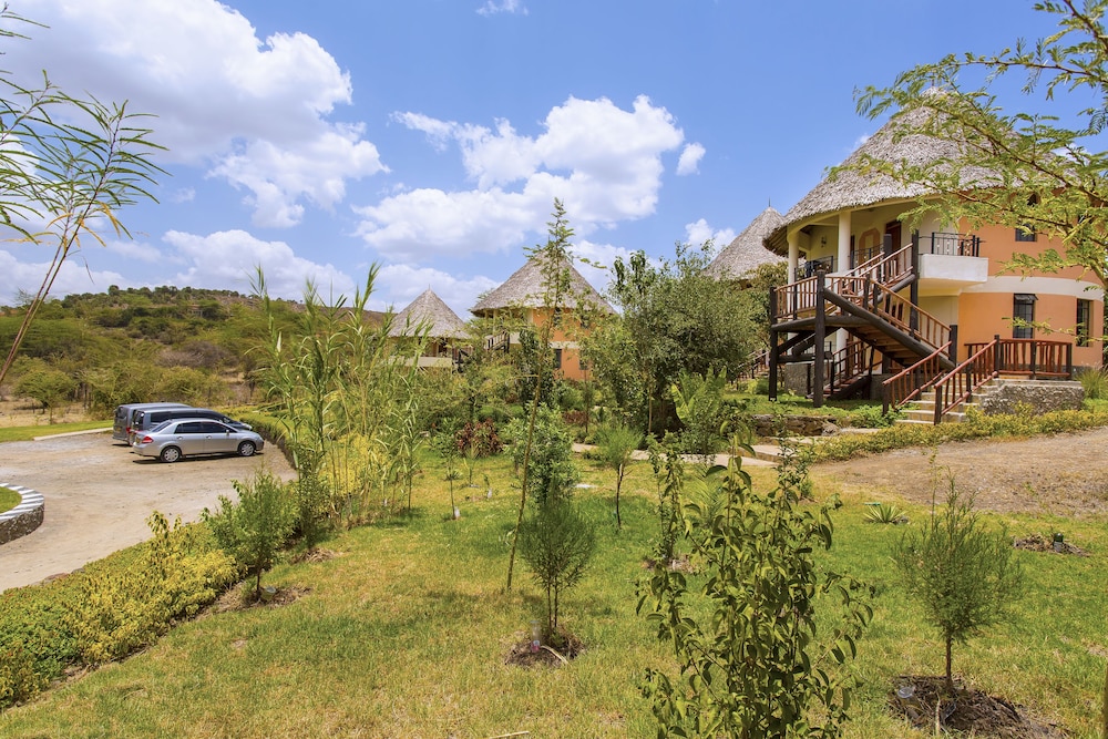 Sirville Lake Elementaita Lodge
