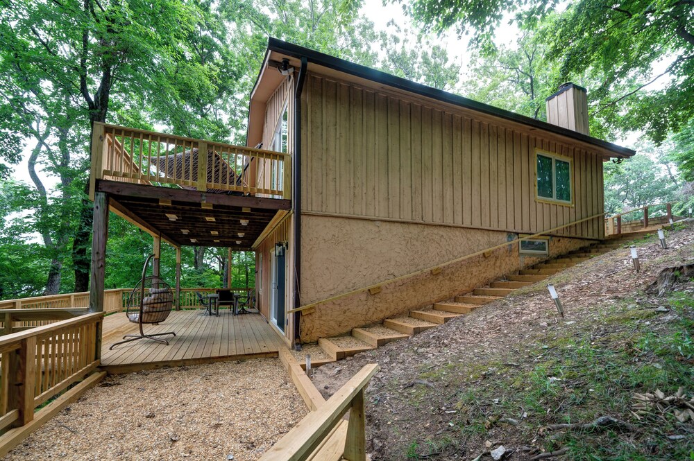 Atlas Hideaway Modern Retreat!