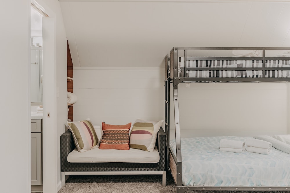Snowline Cabin #49 - A Newly Remodeled Cabin Perfect for Your Family Retreat
