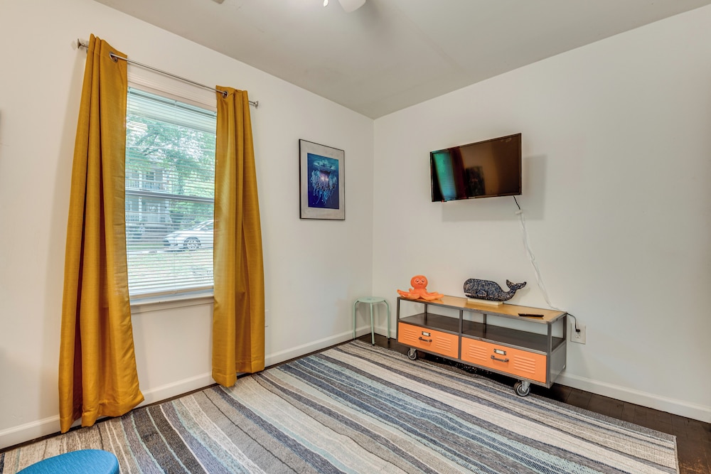 4 Mi to Dtwn: Family-friendly Apt in Atlanta!