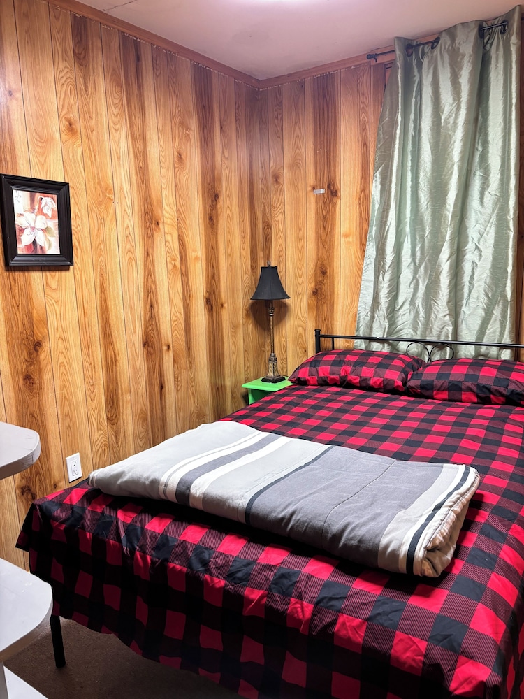 Lakefront Hideaway Resort