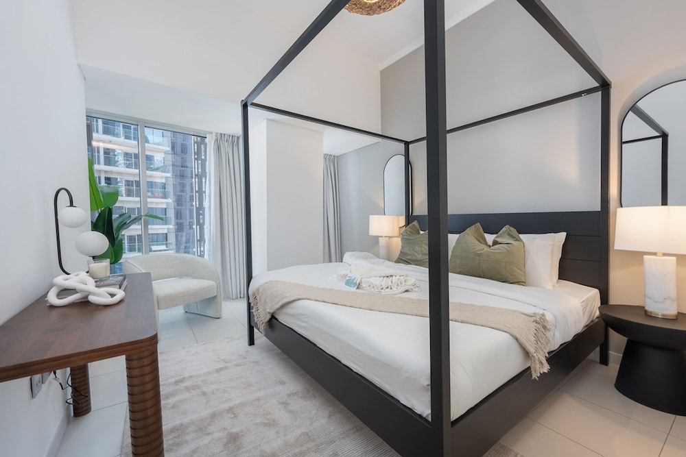 Modern Aesthetic 2-bedroom in Dubai Marina