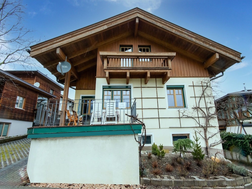Chalet in Kaltenbach Near Ski Lift
