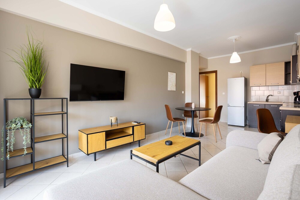 Kalamata City Nest Ypapanti Cozy Bright Getaway