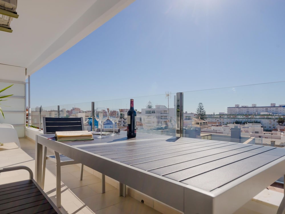 Sea Views Rota 24397