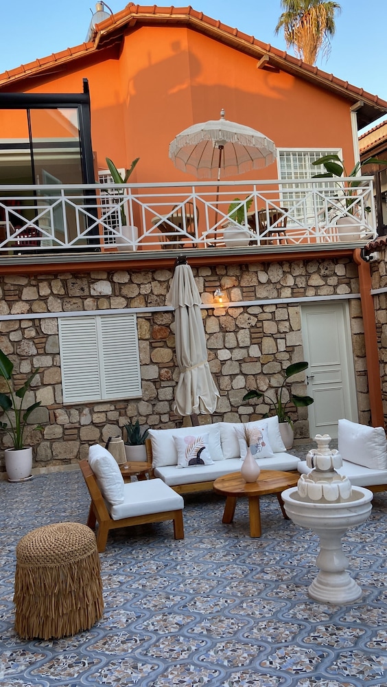 Noa's Boutique Hotel - Image 6