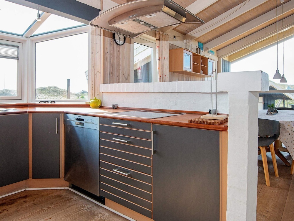 Cozy Holiday Home in RingkÃ¸bing near Fishing view 5