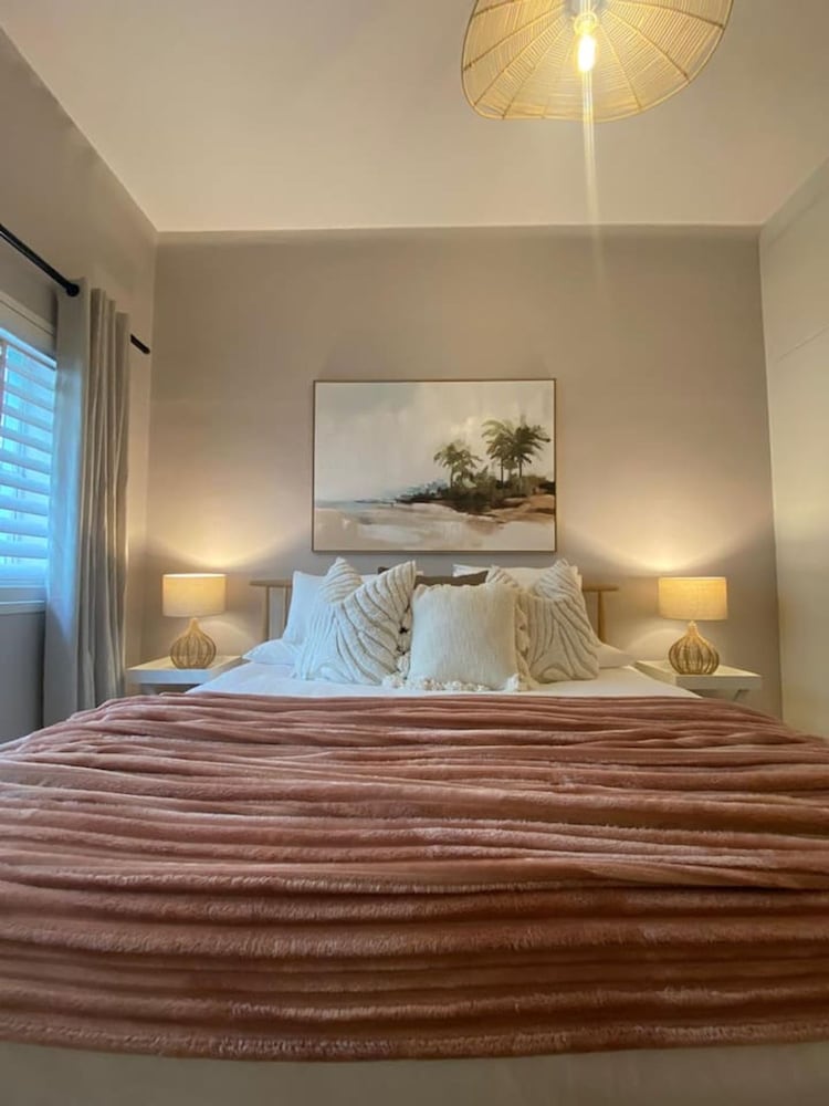 Cozy Oaks Apartment in Cape Town