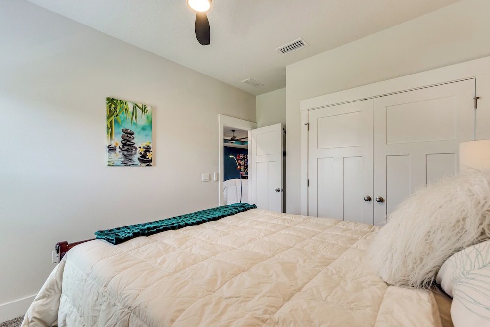 Pet-friendly Pensacola Home w/ Fenced Backyard