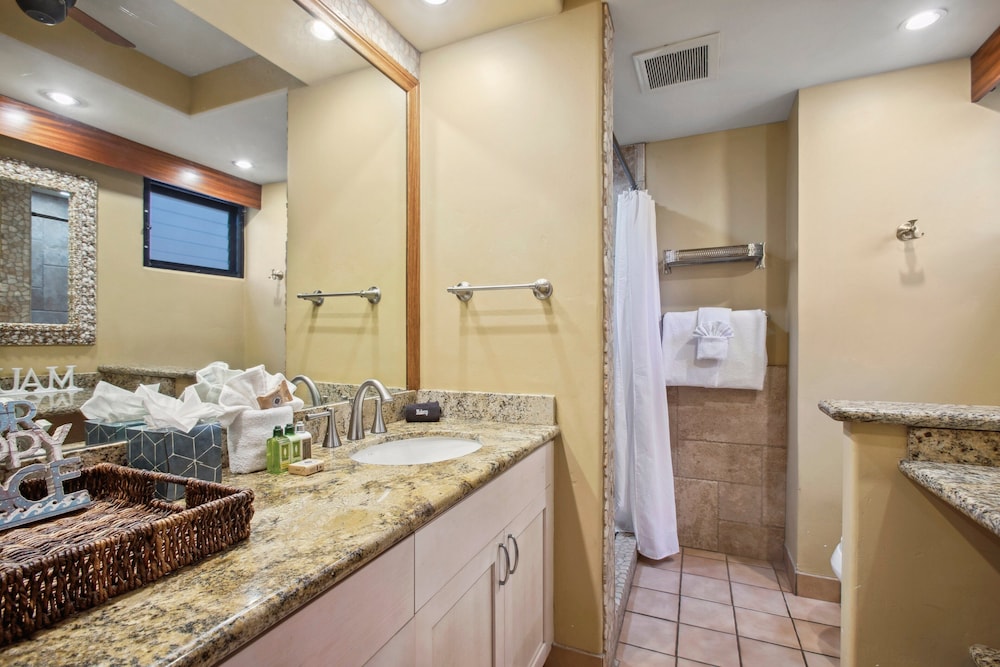 KBM Resorts: Papakea Pke-304 Renovated Studio With Ocean Views!
