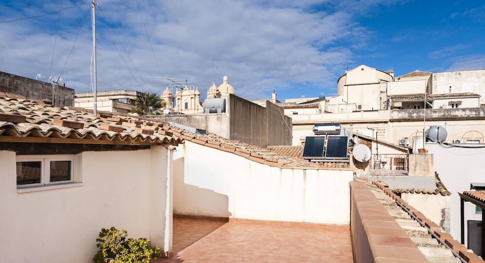 Duplex con Terrazza a Noto by Wonderful Italy view 2