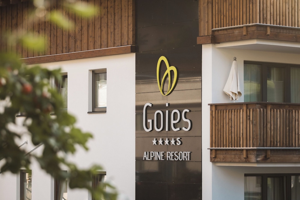 Alpine Hotel Resort Goies