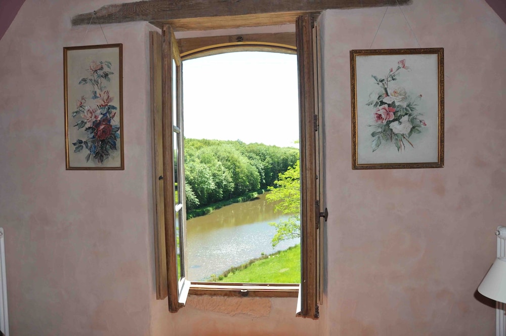 Domaine du Ris de Feu view 5