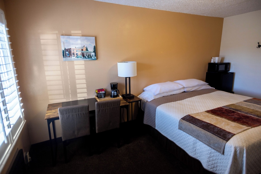 Blue Pine Motel