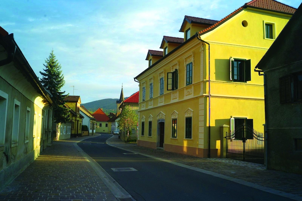 Vila Castanea