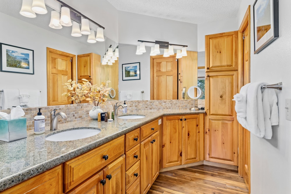 Montane Luxury Vacation Rental At Windcliff 3 Bedroom Home