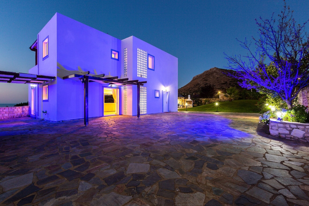Chania Infinity Cliff the Ultimate Luxury Resort view 4