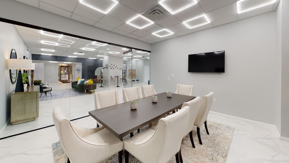 meeting & event spaces