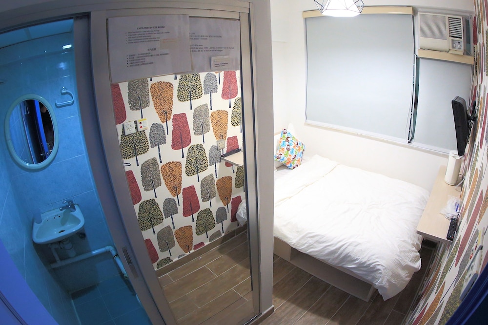 As 1 Hotel