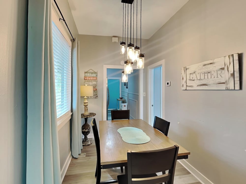 Pleasure Pier Retreat Manor by Ryson Vacation Rentals