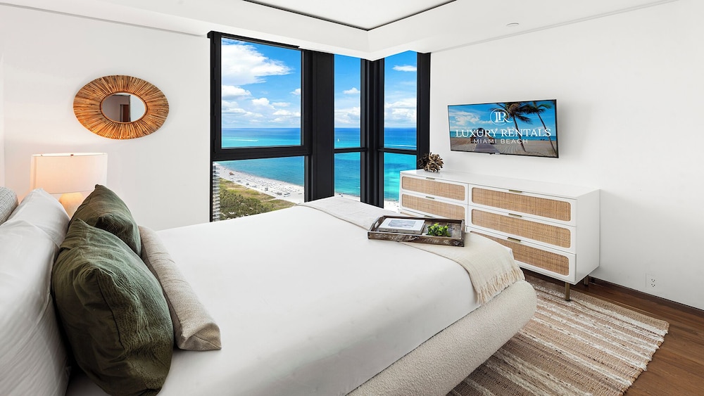Luxury Vacation Rentals at The Setai by LRMB