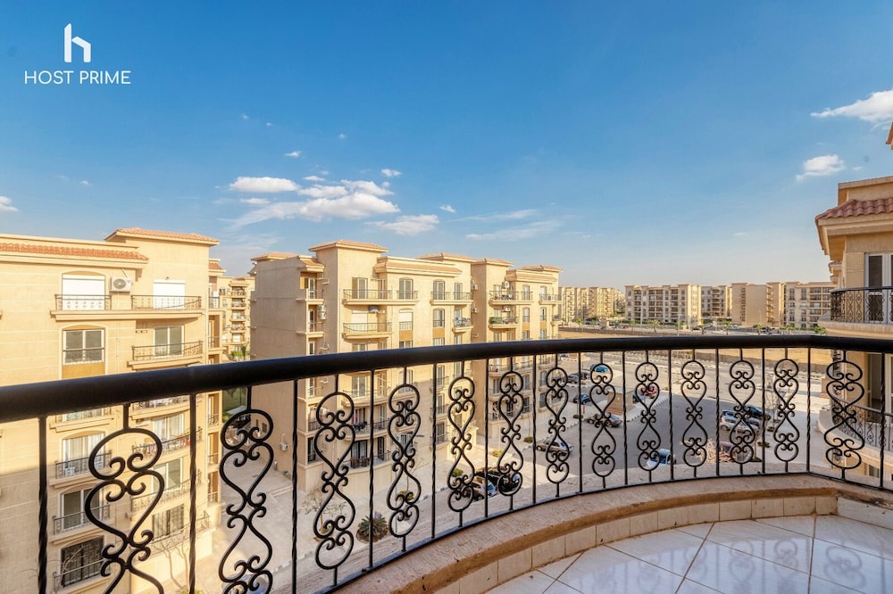 Luxury Apartment in Al Rehab