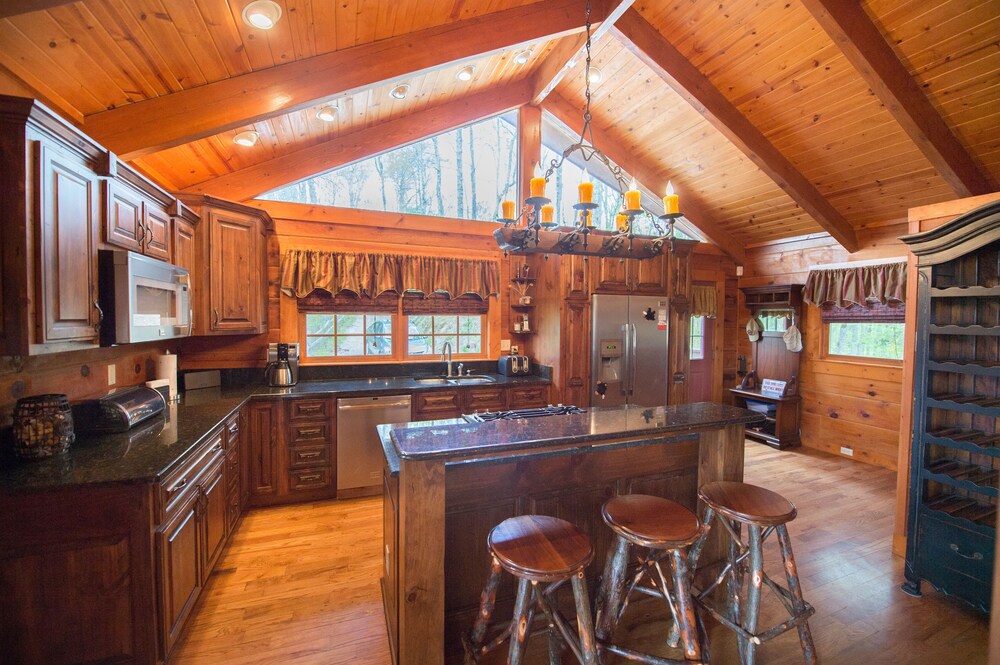 stayNantahala - Smoky Mountain Cabins