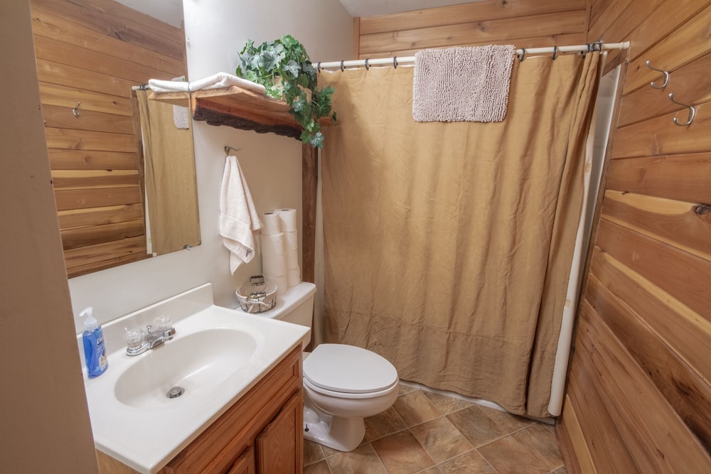 Opossum Creek Retreat - Property Image 17