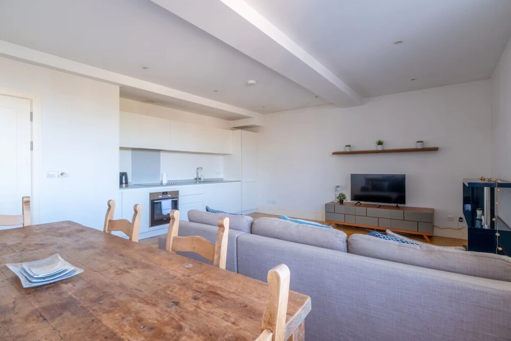 Stylish 1 Bedroom Apartment in Affluent Fulham