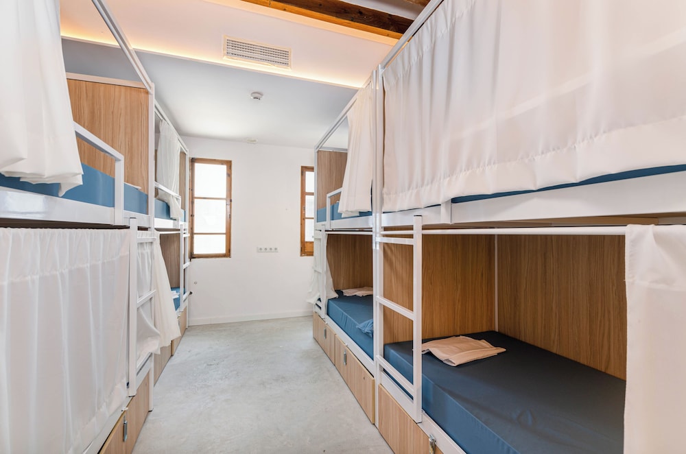 Urban Hostel Palma Albergue Juvenil