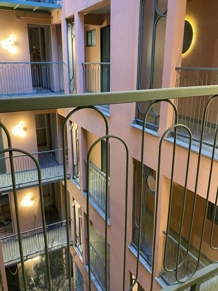 Pandora House 112