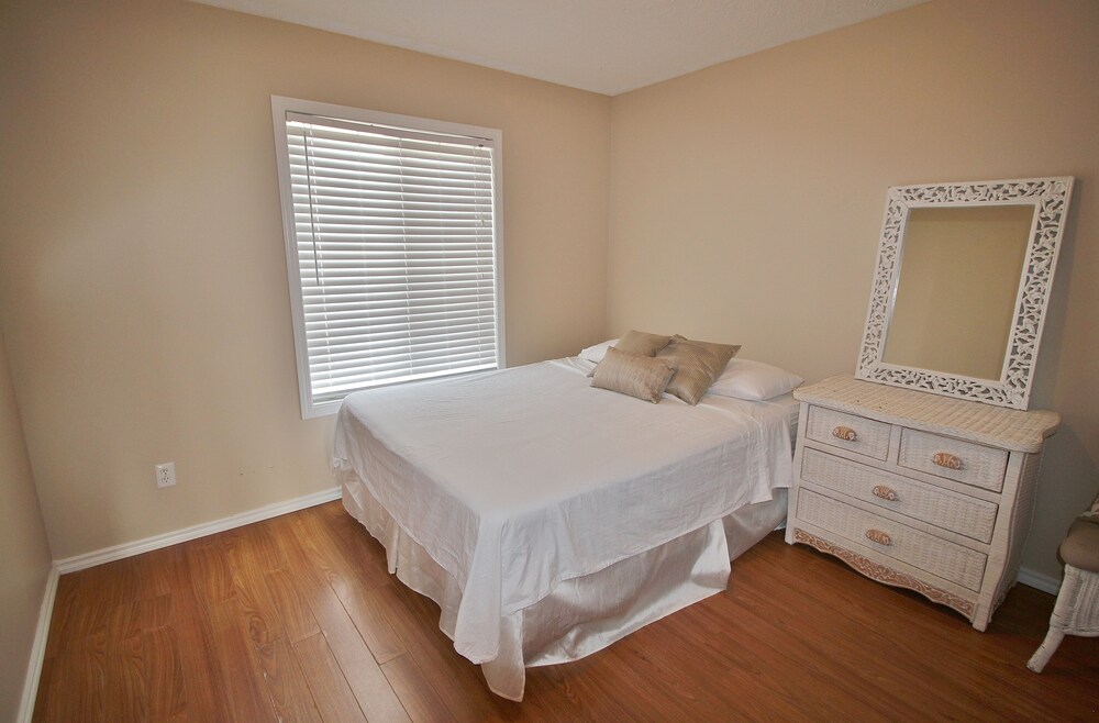 Executive Private Suites near Calgary view 2