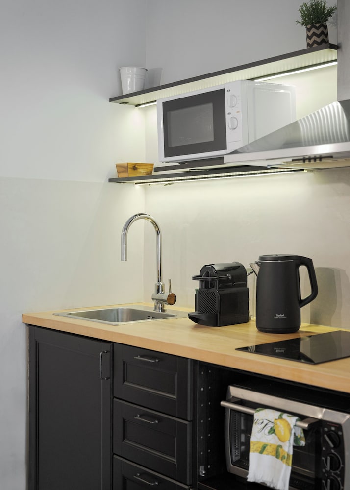 Acropolis Atmospheric Apartment