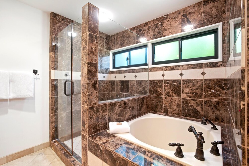 Kapalua Ridge Villas by KBM