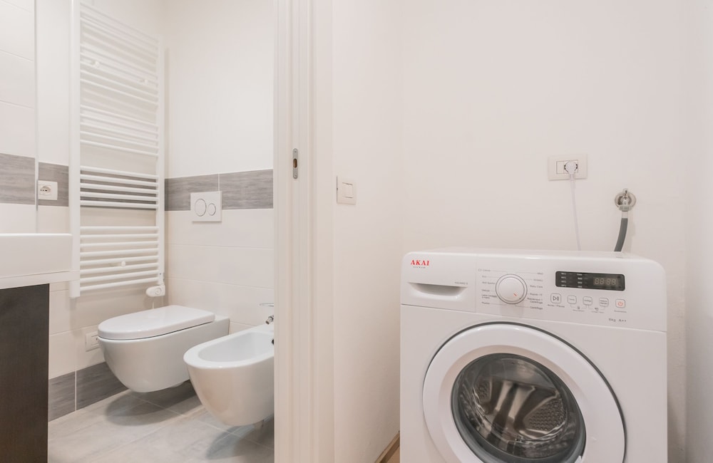 Borsieri Como Apartments with Parking by Rent all Como