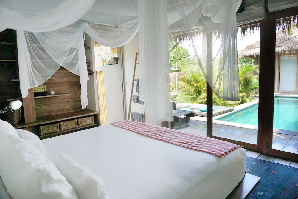 Slow Private Pool Villas